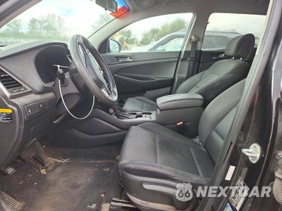 Zdjęcie 7 z 13 samochodu: 2017 HYUNDAI TUCSON SE VIN:KM8J23A48HU494898 - miniatura