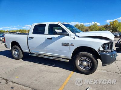 Czwarte zdjęcie samochodu z boku: 2018 RAM 2500 ST VIN:3C6UR5CL7JG109425 - miniatura