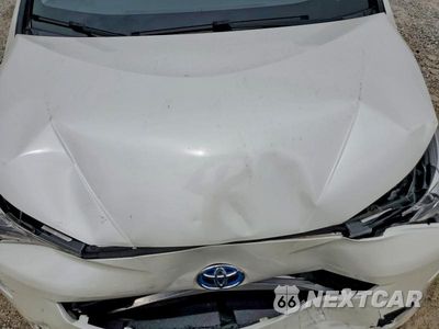 Zdjęcie 11 z 12 samochodu: 2016 TOYOTA PRIUS TWO VIN:JTDKBRFU3G3509350 - miniatura