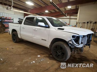 Czwarte zdjęcie samochodu z boku: 2020 RAM 1500 BIG HORN/LONE STAR VIN:1C6SRFFT8LN241970 - miniatura