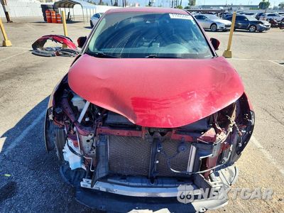 Piąte zdjęcie samochodu w środku: 2018 TOYOTA C-HR XLE VIN:NMTKHMBX8JR010405 - miniatura