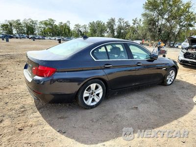 Trzecie zdjęcie samochodu z tyłu: 2013 BMW 528 XI VIN:WBAXH5C55DD114793 - miniatura