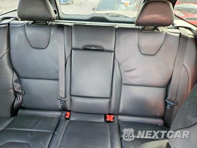 Zdjęcie 10 z 13 samochodu: 2014 VOLVO XC60 T6 VIN:YV4902DZ3E2543153 - miniatura
