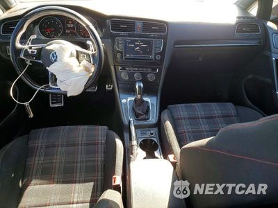 Zdjęcie 8 z 12 samochodu: 2017 VOLKSWAGEN GTI S/SE VIN:3VW447AU8HM024049 - miniatura