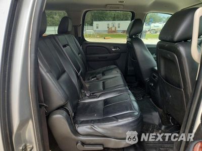 Zdjęcie 11 z 13 samochodu: 2014 CHEVROLET SUBURBAN C1500 LT VIN:1GNSCJE02ER219387 - miniatura