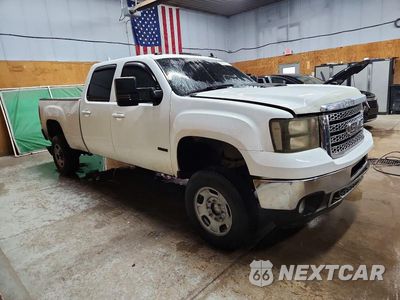 Czwarte zdjęcie samochodu z boku: 2013 GMC SIERRA K2500 SLT VIN:1GT121E82DF168244 - miniatura