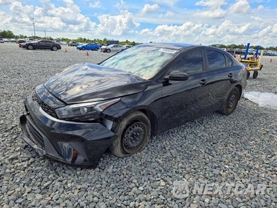 2024 KIA FORTE LX 3KPF24AD5RE709590 - główne zdjęcie licytacji z USA - miniatura