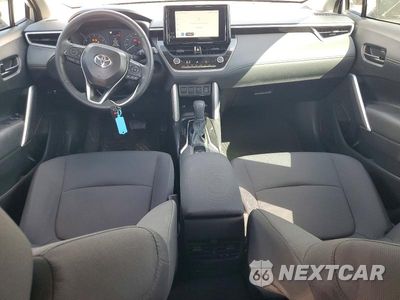 Zdjęcie 8 z 14 samochodu: 2025 TOYOTA COROLLA CROSS LE VIN:7MUCAAAG6SV140118 - miniatura
