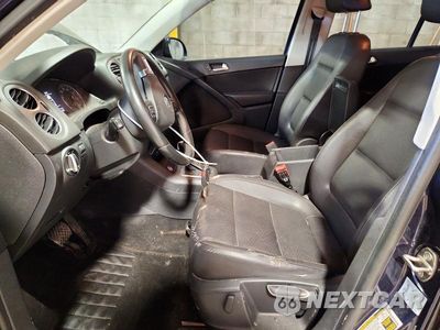 Zdjęcie 7 z 14 samochodu: 2016 VOLKSWAGEN TIGUAN S VIN:WVGBV7AXXGW599135 - miniatura