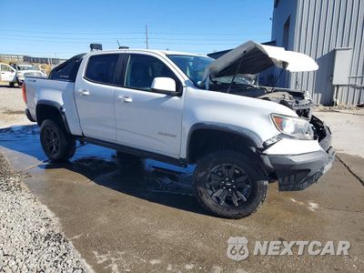 Czwarte zdjęcie samochodu z boku: 2018 CHEVROLET COLORADO ZR2 VIN:1GCGTEEN2J1296528 - miniatura