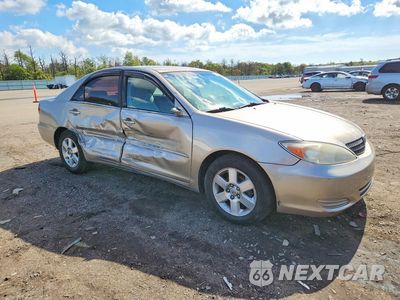 Czwarte zdjęcie samochodu z boku: 2003 TOYOTA CAMRY LE VIN:4T1BE32K03U219057 - miniatura