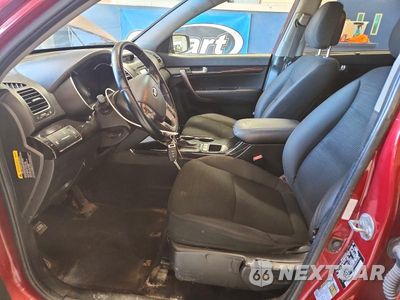 Zdjęcie 7 z 12 samochodu: 2014 KIA SORENTO LX VIN:5XYKTCA68EG524700 - miniatura