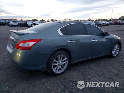 Trzecie zdjęcie samochodu z tyłu: 2010 NISSAN MAXIMA 3.5 S VIN:1N4AA5AP0AC863090 - miniatura