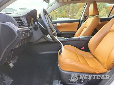 Zdjęcie 7 z 13 samochodu: 2013 LEXUS CT 200 VIN:JTHKD5BH1D2158966 - miniatura