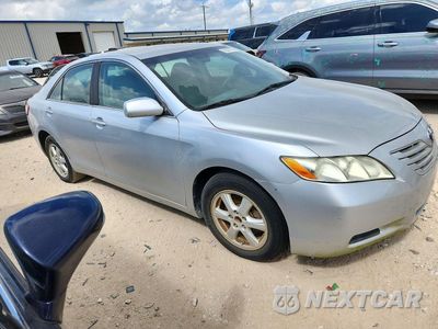 Czwarte zdjęcie samochodu z boku: 2007 TOYOTA CAMRY LE VIN:4T1BE46K27U648674 - miniatura