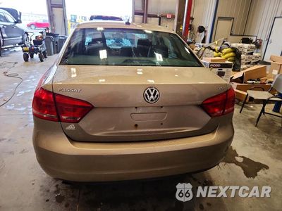 Zdjęcie 6 z 12 samochodu: 2015 VOLKSWAGEN PASSAT S VIN:1VWAT7A31FC028262 - miniatura