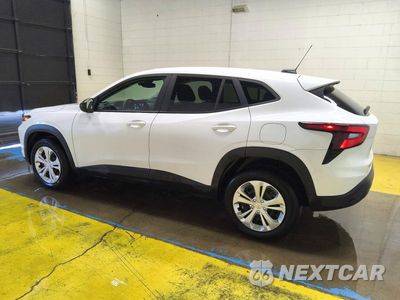 Drugie zdjęcie samochodu z przodu: 2024 CHEVROLET TRAX LS VIN:KL77LFE29RC243043 - miniatura
