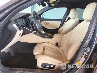 Zdjęcie 7 z 12 samochodu: 2021 BMW 330I VIN:3MW5R1J07M8B86614 - miniatura