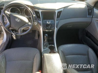 Zdjęcie 8 z 12 samochodu: 2008 HYUNDAI SONATA HYBRID VIN:KMHEC4A46BA011857 - miniatura