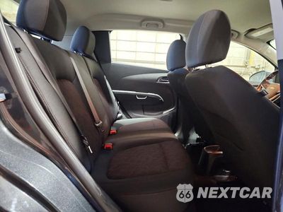 Zdjęcie 10 z 12 samochodu: 2017 CHEVROLET SONIC LT VIN:1G1JD6SH5H4125233 - miniatura