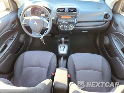 Zdjęcie 8 z 12 samochodu: 2017 MITSUBISHI MIRAGE ES VIN:ML32A3HJ2HH011537 - miniatura