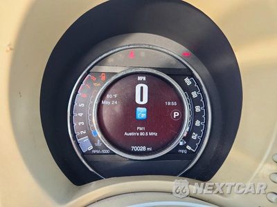 Zdjęcie 9 z 13 samochodu: 2016 FIAT 500 EASY VIN:3C3CFFKR3GT184507 - miniatura