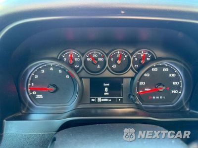 Zdjęcie 10 z 12 samochodu: 2021 CHEVROLET SILVERADO K1500 CUSTOM VIN:3GCPYBEH4MG182644 - miniatura