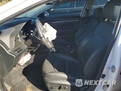 Zdjęcie 7 z 13 samochodu: 2020 HYUNDAI ELANTRA LIMITED VIN:5NPD84LF1LH548176 - miniatura