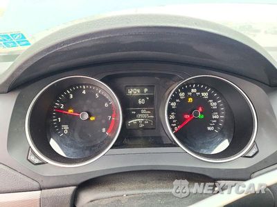 Zdjęcie 9 z 13 samochodu: 2018 VOLKSWAGEN JETTA S VIN:3VW2B7AJ1JM250278 - miniatura