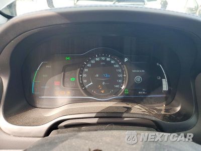Zdjęcie 9 z 13 samochodu: 2018 HYUNDAI IONIQ LIMITED VIN:KMHC05LC5JU082247 - miniatura