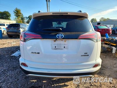 Zdjęcie 6 z 13 samochodu: 2018 TOYOTA RAV4 HV SE VIN:JTMJJREV6JD224622 - miniatura
