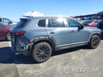 Trzecie zdjęcie samochodu z tyłu: 2024 MAZDA CX-50 PREMIUM VIN:7MMVABDM0RN183878 - miniatura