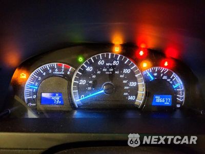 Zdjęcie 9 z 12 samochodu: 2014 TOYOTA CAMRY SE VIN:4T1BF1FK4EU822351 - miniatura
