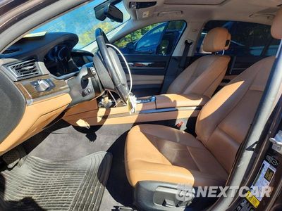 Zdjęcie 7 z 13 samochodu: 2014 BMW 740 LXI VIN:WBAYF4C58ED281896 - miniatura