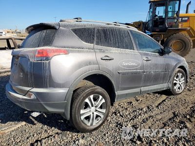 Trzecie zdjęcie samochodu z tyłu: 2017 TOYOTA RAV4 LE VIN:2T3BFREV3HW595448 - miniatura