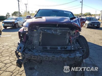 Piąte zdjęcie samochodu w środku: 2017 RAM 1500 SPORT VIN:1C6RR7MT0HS738303 - miniatura