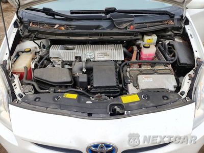 Zdjęcie 11 z 12 samochodu: 2010 TOYOTA PRIUS III VIN:JTDKN3DU6A0181857 - miniatura