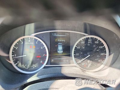 Zdjęcie 9 z 12 samochodu: 2017 NISSAN SENTRA SV VIN:3N1AB7AP0HL636082 - miniatura