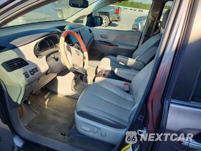 Zdjęcie 7 z 13 samochodu: 2012 TOYOTA SIENNA LIMITED 7-PASSENGER VIN:5TDYK3DC8CS187895 - miniatura