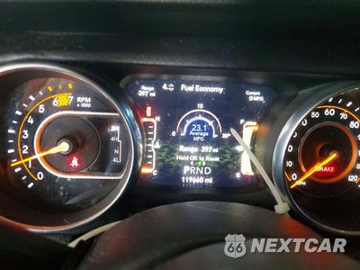 Zdjęcie 9 z 13 samochodu: 2018 JEEP WRANGLER UNLIMITED SAHARA VIN:1C4HJXENXJW308319 - miniatura