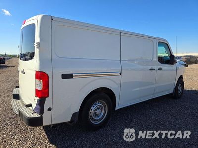Trzecie zdjęcie samochodu z tyłu: 2019 NISSAN NV 2500 HD S VIN:1N6BF0KY0KN807633 - miniatura