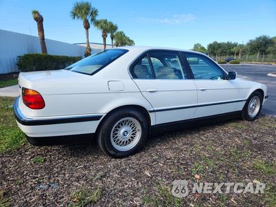Trzecie zdjęcie samochodu z tyłu: 1998 BMW 740 I AUTOMATIC VIN:WBAGF832XWDL53384 - miniatura