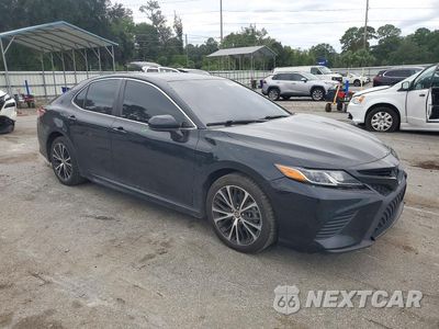 Czwarte zdjęcie samochodu z boku: 2020 TOYOTA CAMRY SE VIN:4T1G11AK3LU510188 - miniatura