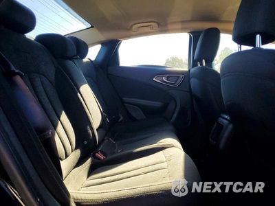 Zdjęcie 10 z 12 samochodu: 2016 CHRYSLER 200 LIMITED VIN:1C3CCCABXGN127684 - miniatura