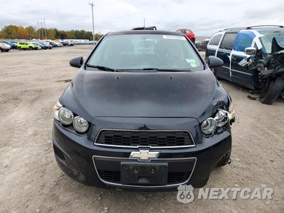 Piąte zdjęcie samochodu w środku: 2014 CHEVROLET SONIC LT VIN:1G1JC5SG5E4100851 - miniatura