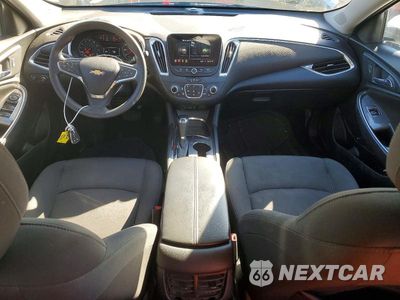 Zdjęcie 8 z 12 samochodu: 2020 CHEVROLET MALIBU LT VIN:1G1ZD5ST5LF047678 - miniatura