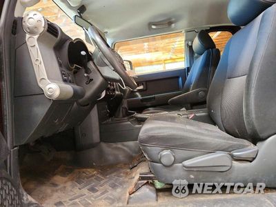 Zdjęcie 7 z 13 samochodu: 2007 TOYOTA FJ CRUISER BASE VIN:JTEBU11F770058831 - miniatura