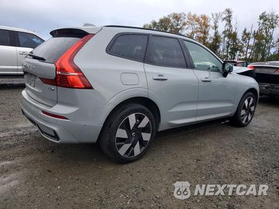 Trzecie zdjęcie samochodu z tyłu: 2025 VOLVO XC60 PLUS VIN:YV4H60RC2S1045224 - miniatura