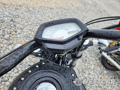 Zdjęcie 7 z 9 samochodu: 2017 HONDA VT1300 CX VIN:JH2SC6121HK200590 - miniatura