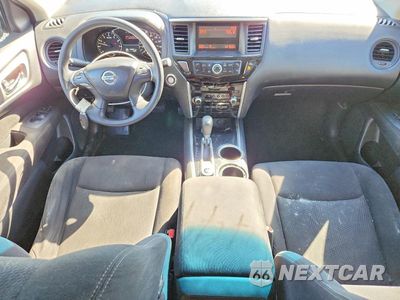 Zdjęcie 8 z 13 samochodu: 2014 NISSAN PATHFINDER S VIN:5N1AR2MM9EC716660 - miniatura